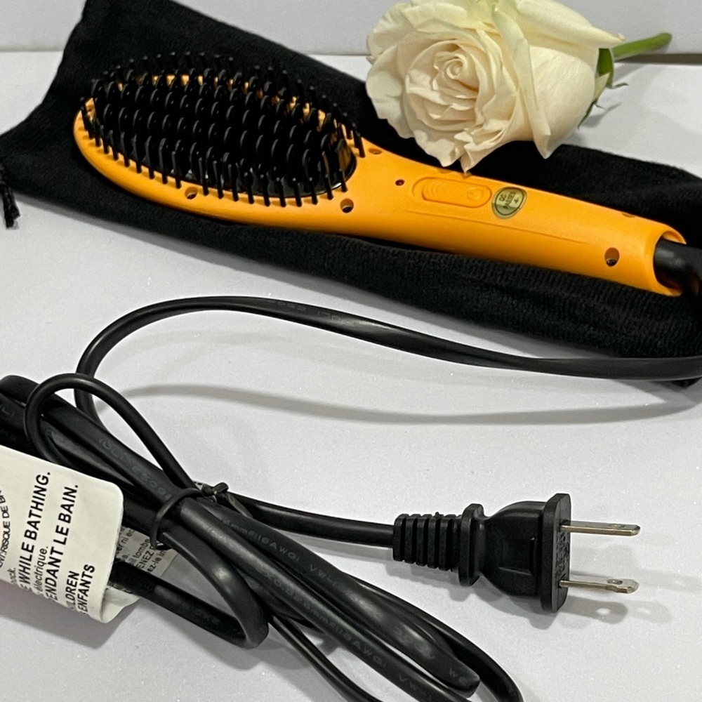 SOLEIL Mini Heat Styling Brush Apricot - Picture 7 of 11